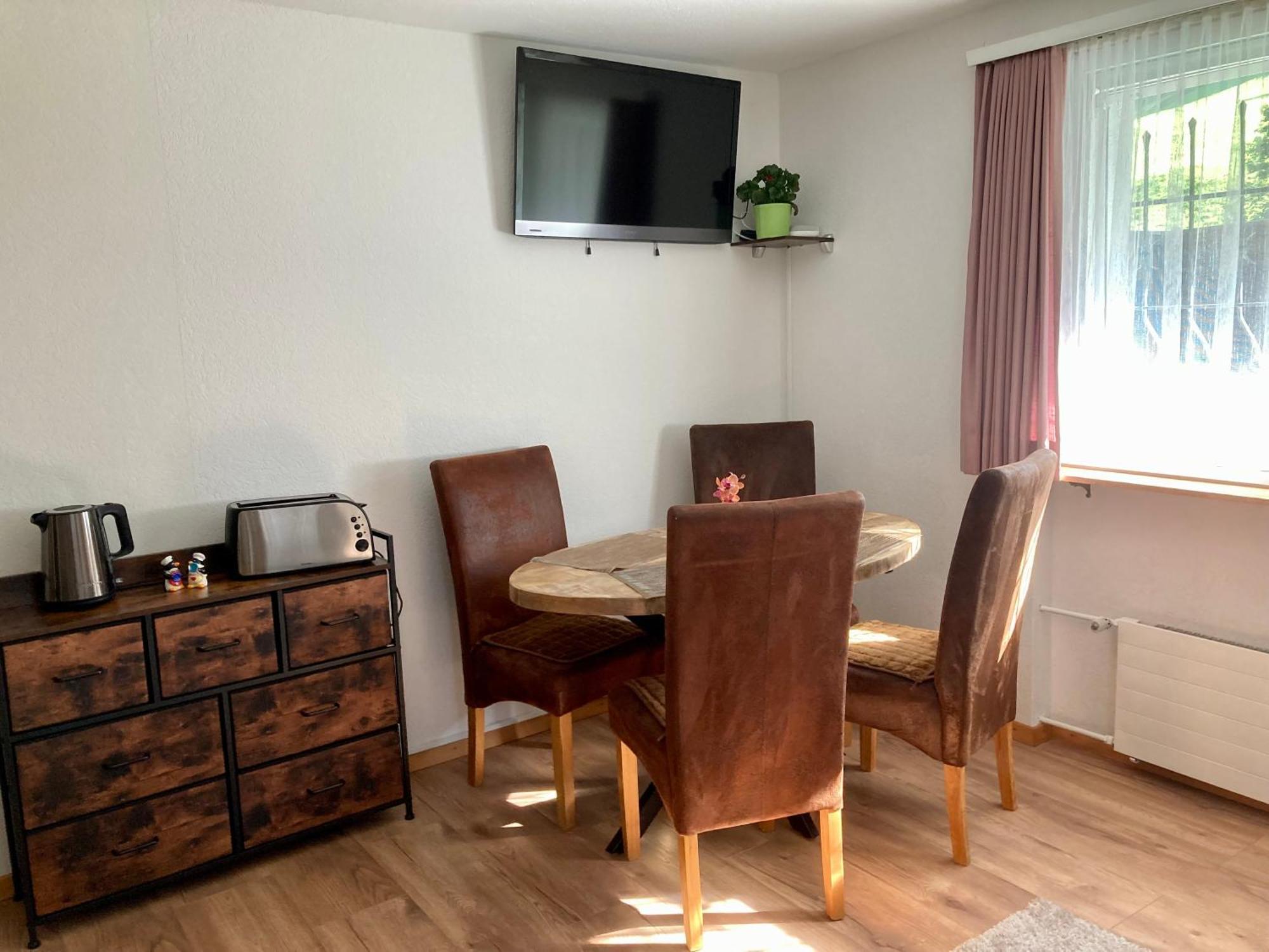 Ferienwohnung Haus Am Bach In Toggenburg Вилдхаус Екстериор снимка
